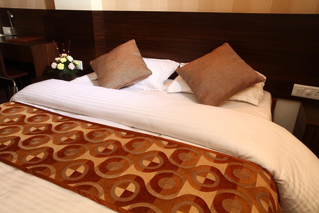 Hostel Mumbai By Maharana Inn Exterior photo