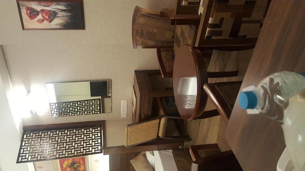 Hostel Mumbai By Maharana Inn Exterior photo